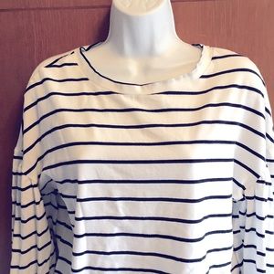 💋Listicle Stripe T shirt black White Puff Sleeve top women's medium
